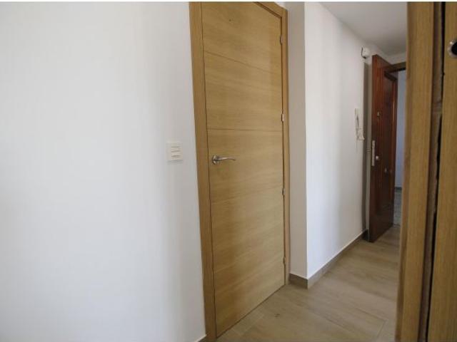 VISTAS AMPLÍSIMAS. Piso en 5ª planta, esquina REFORMADO, 3 dormitorios