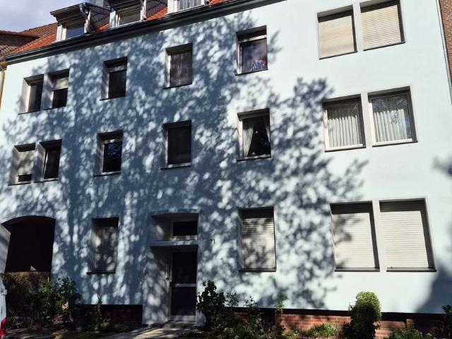 Vis a´vis zum Südpark: Erstbezug nach Renovierung!