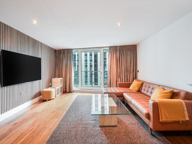 Visage Apartments, Winchester Road. 1 bed flat to rent £3,948 pcm £911 pw