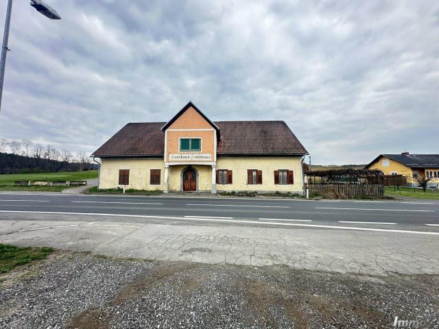 Exklusiv für Sie! Visionär gesucht! > Haus mit Nebengebäude sowie großes Grundstück in Hof bei Straden