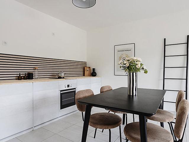 Visitez notre appartement décoré sur rendez vous et emménagez immédiatement