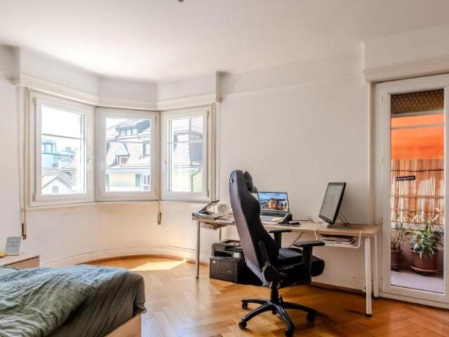 VISITE GROUPEE MERCREDI 16.09.2026 à 17H00 Appartement de 2.5 pièces au 1er étage
