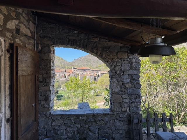 VISSEC – UNE MAISON REFUGE AU CŒUR DES CAUSSES, À 1H15 DE MONTPELLIER