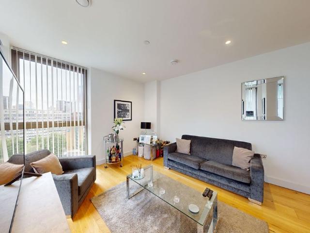 Vita Apartments, 1 Caithness Walk, Croydon CR0, 2 bed flat to rent, £1,850 pcm | PrimeLocation