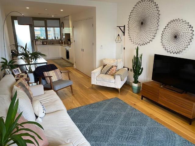 Vita Apartments, CR0 2 bed flat to rent £2,000 pcm £462 pw