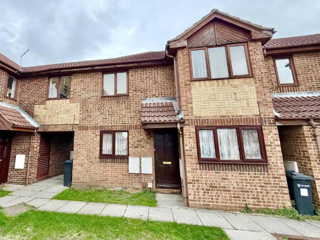 Vita Road, Portsmouth PO2 2 bed flat to rent £1,100 pcm £254 pw