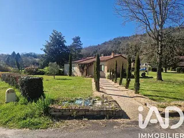 Vitrac 24200 Achat / Vente maison 11 pièces t11 parking