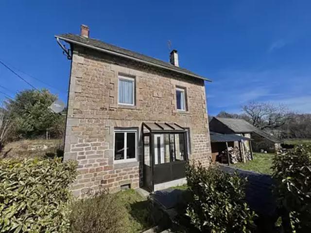 Vitrac sur Montane 19800 Achat / Vente maison 5 pièces t5