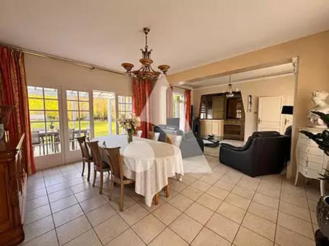 Vitry en Artois 62490 Achat / Vente maison 8 pièces t8 piscine terrasse