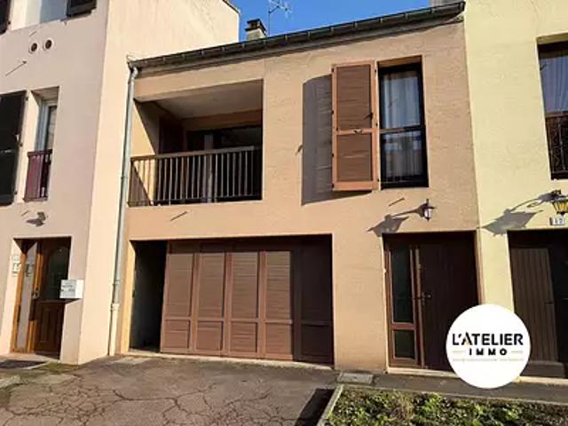 Vitry le François 51300 Achat / Vente maison 4 pièces t4 au dernier étage