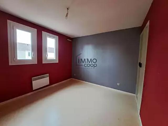 Vitry le François 51300 Achat / Vente maison 4 pièces t4 au dernier étage