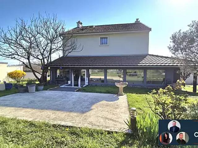 Vitry le François 51300 Achat / Vente maison 6 pièces t6 terrasse parking