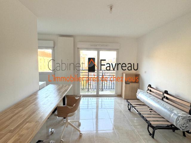 VITRY SUR SEINE Studio meublé 24,22 m²