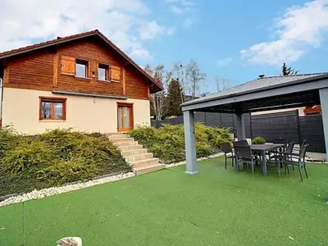 Viuz en Sallaz 74250 Achat / Vente maison 5 pièces t5 au dernier étage terrasse