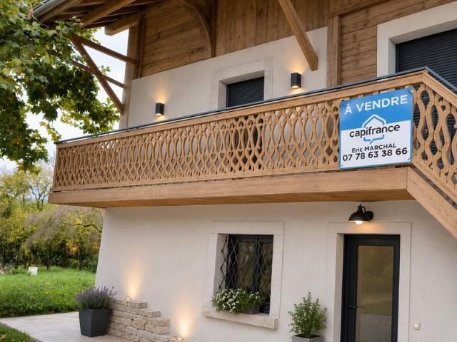 Viuz En Sallaz: Ancienne ferme rénovée alliant cachet et pe. 200m² Viuz en Sallaz