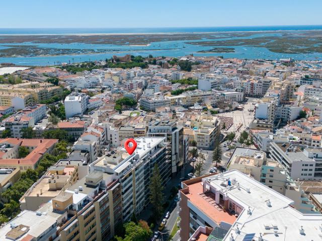 Viva no topo de Faro: Rooftop T3 na Avenida 5 de Outubro