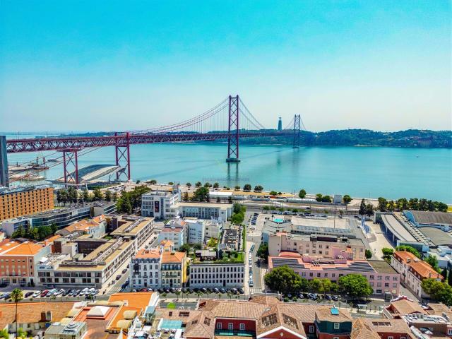 Viva o Luxo com Vista para o Tejo Moradia Luxo no Alto San. 290m² Alcântara