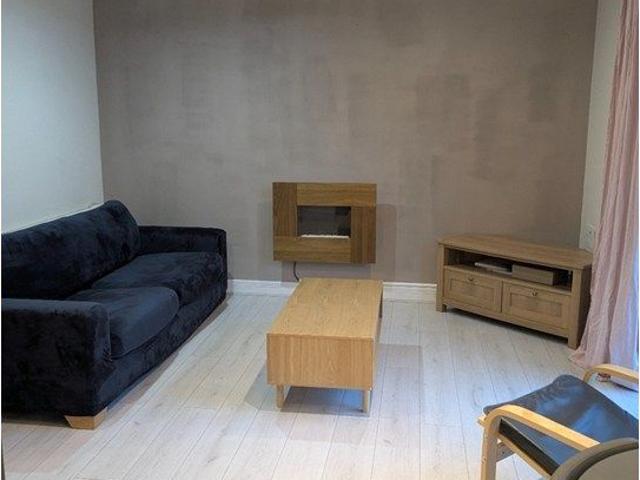 Viva, Birmingham B1, 2 bed flat to rent, £1,200 pcm | PrimeLocation