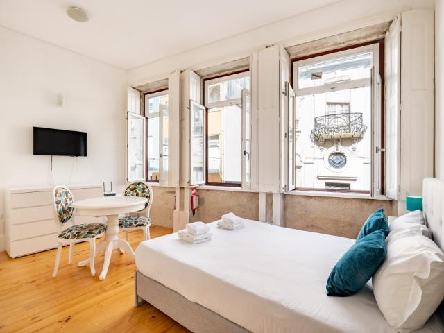VIVA Breiner Flats 1F
