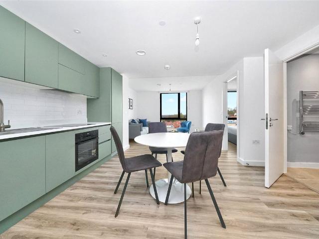 Viva Court, Kimpton Road, Luton LU2, 1 bed flat to rent, £1,295 pcm | PrimeLocation