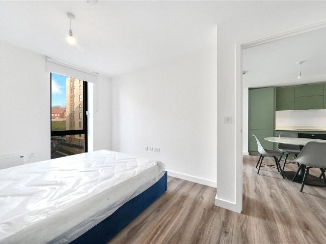 Viva Court, Kimpton Road, Luton LU2, 1 bed property to rent, £1,350 pcm | PrimeLocation