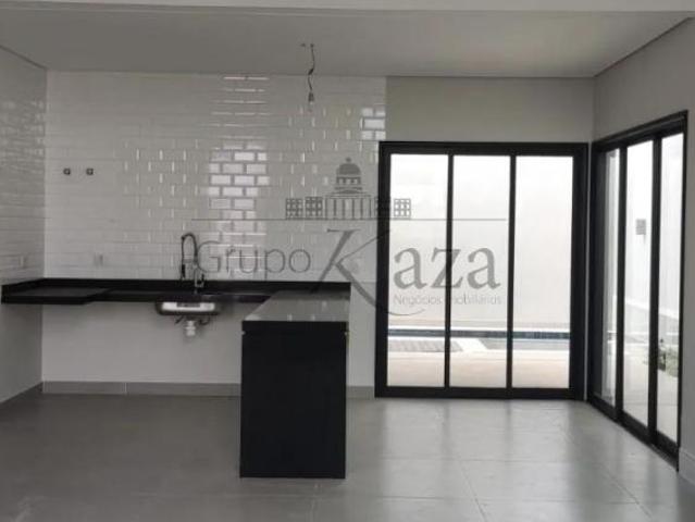 Viva em um Clube! Casa Moderna no Cond. Reserva Rudá 3 Dorms 1 Suíte Piscina