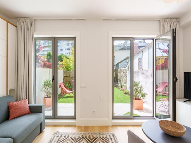 VIVA João IV Residence Studios 0T