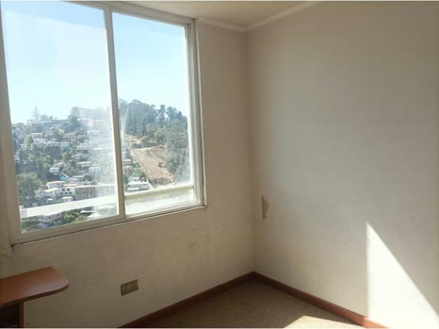 Vivabien propiedades vende departamento con excelente ubicación y conectividad en valparaiso | 2 dormitorios por 80000. 00 en Valparaíso