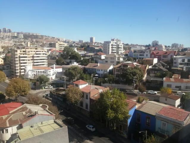 Vivabien propiedades vende departamento ubicado en alvarez viña del mar | 3 dormitorios por 130000. 00 en Valparaíso