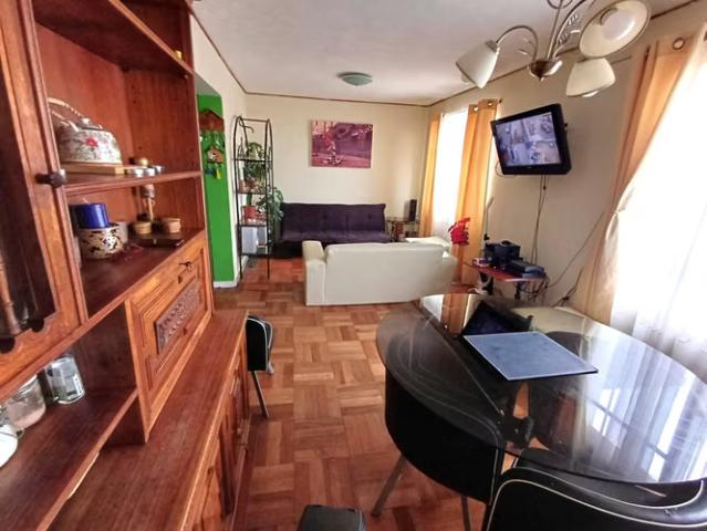 Vivabien Propiedades Vende Espectacular Casa en el corazón de Cerro Alegre, Valparaíso | 2 dormitorios por 220000. 00 en Valparaíso