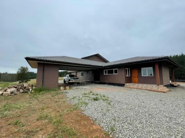 Venta nueva casa en nueva imperial de 6d y 2b | 6 dormitorios por 270000. 00 en Nueva Imperial
