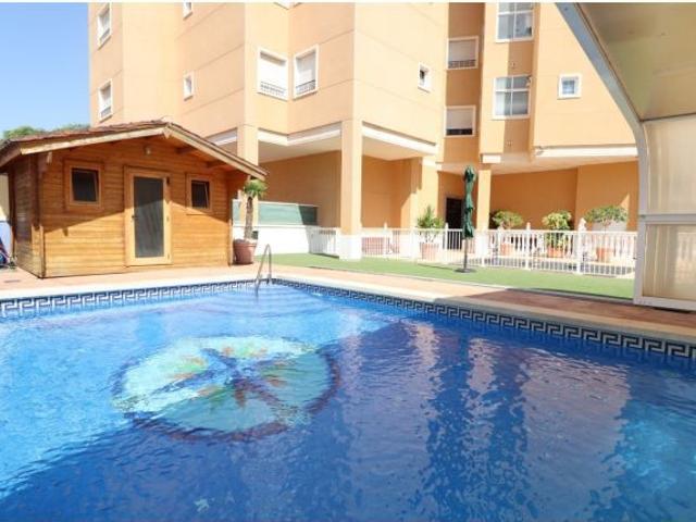 Vive a lo grande vivienda de 4 habitaciones 3 Garajes Trastero y zonas premium