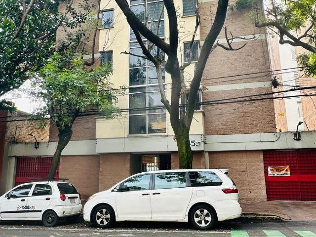 ¡Vive Cerca de Condesa! Departamento de 3 Recámaras en Escandón