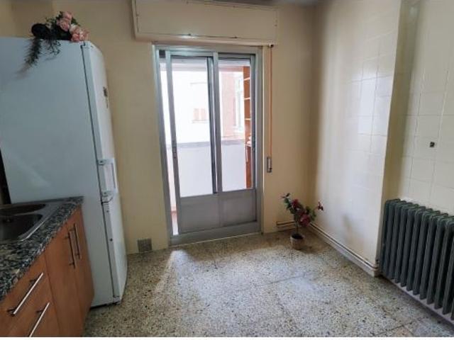 VIVE CERCA DE LA UNIVERSIDAD,CERCA DEL CENTRO, EN UN PISO MAGNIFICO