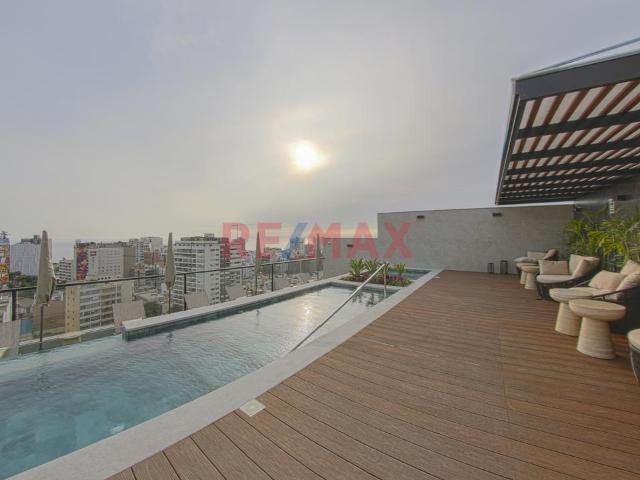 Vive Cerca Del Mar En Un Increíble Edificio
