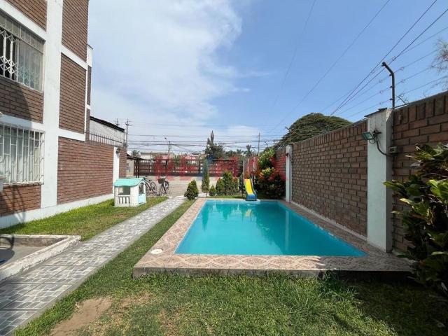 Vive Como En Un Club Privado: Con Sol Todo El Año, Venta De Departamento En Condominio Cerrado Con Piscina, Área De Parrilla Y Dos Cocheras En Huachipa
