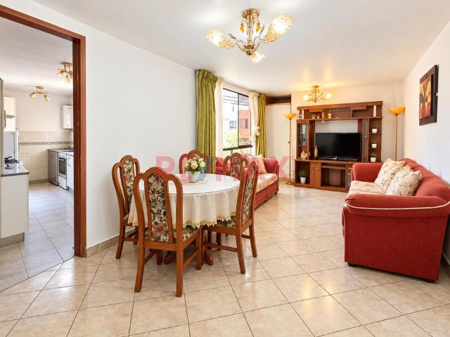 ✨ ¡Vive Con Comodidad Y Seguridad En Manantiales, Cusco! ✨