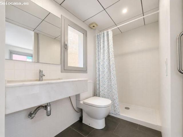 Vive con estilo en este moderno piso en alquiler
