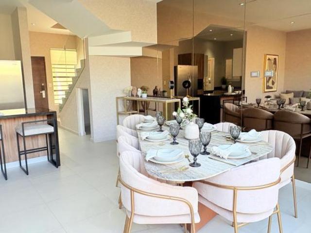 Vive con estilo en Santa Catarina Casa de 3 recamaras en Colonia privada
