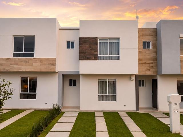 Vive con estilo y confort: Casas con Amenidades Exclusivas en la Zona Sur