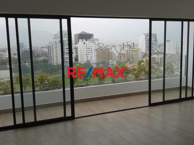 ✨ Vive En La Exclusiva Urb. California | ¡Listo Para Mudarte!