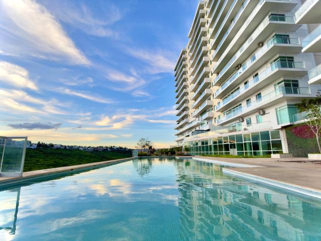 Vive en las alturas: depa con terraza y vista incre?ble