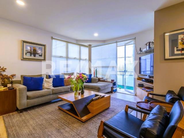 Vive en Polanco: Lujoso Departamento en 2 Niveles a Pasos de Campos Elíseos