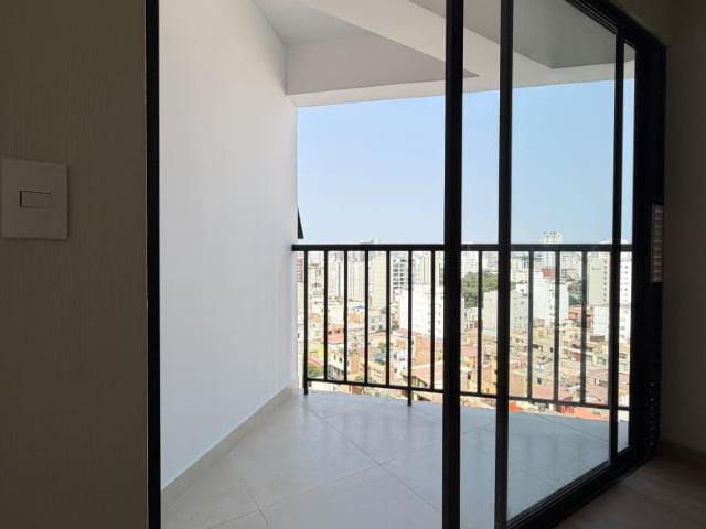 Vive en un departamento de estreno en pueblo libre
