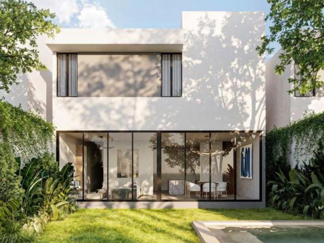 VIVE EN UNA PRIVADA CASA DE 4 RECAMARAS CON 1 EN PLANTA BAJA
