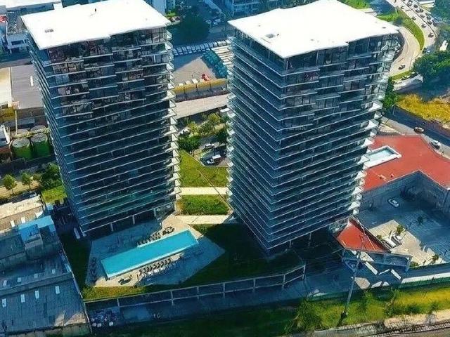 VIVE EN URBANIA Tus Próximas Vacaciones Estan Aquí!