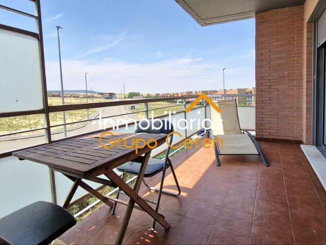 Vive entre naturaleza y golf en un magnífico apartamento con terraza