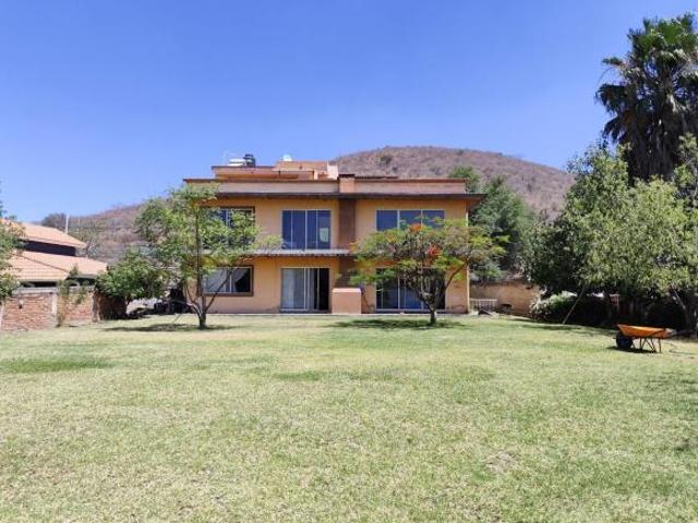Vive frente a la Laguna de Cajititlán! Naturaleza, espacio y vistas inigualables