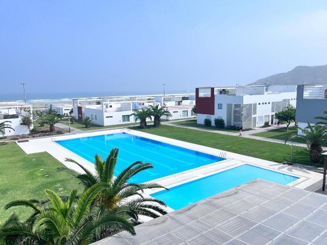 ¡Vive frente al mar en Cala del Mar!