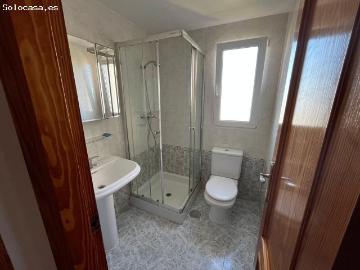 ? Vive junto al mar en El Campello: Piso de 3 habitaciones con piscina, gimnasio y más ?